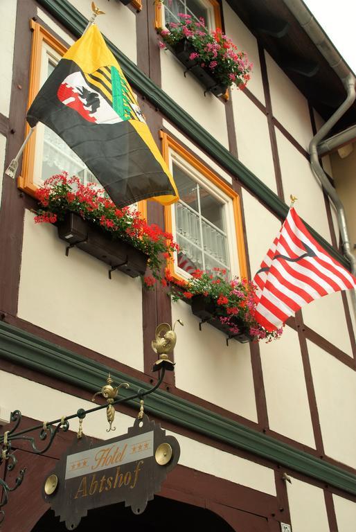 Hotel Abtshof Halberstadt Esterno foto